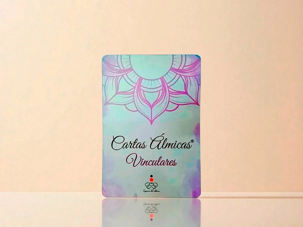 Cartas Almicas Vinculares: Descubre tu destino con este tarot único
