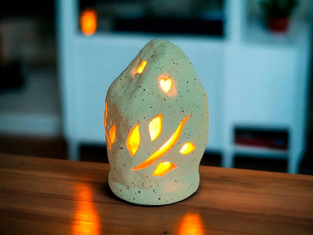 Lámpara de Sal Forma Piedra Calada 14cm