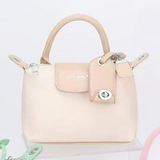 CARTERA – CITY GIRL