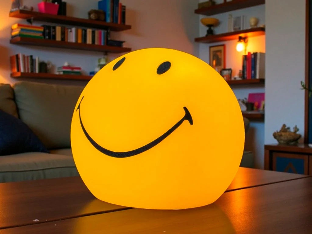 LAMPARA CARITA FELIZ 15 CM USB