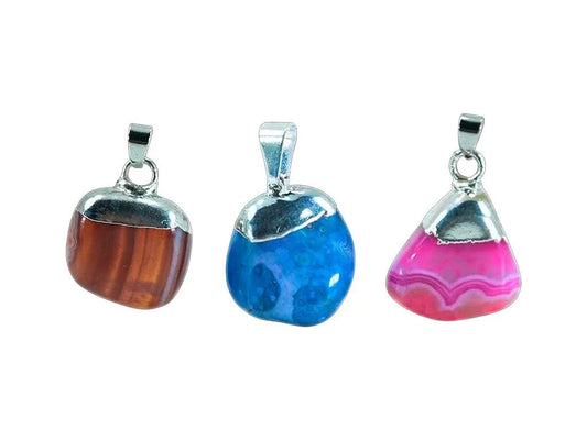 Dije con baño de piedras roladas varias