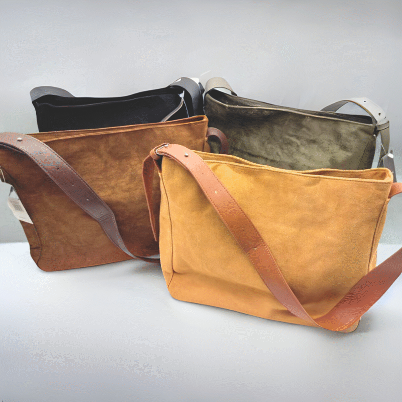 CARTERA MEDIANA DE GAMUZA