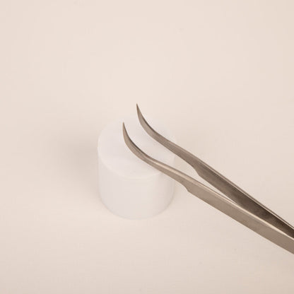 PINZA CURVA PARA PESTAÑAS CITY GIRL