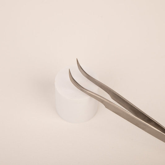 PINZA CURVA PARA PESTAÑAS CITY GIRL