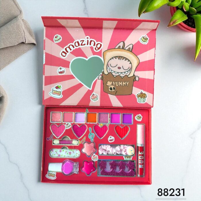 SET DE MAQUILLAJES LABUBU
