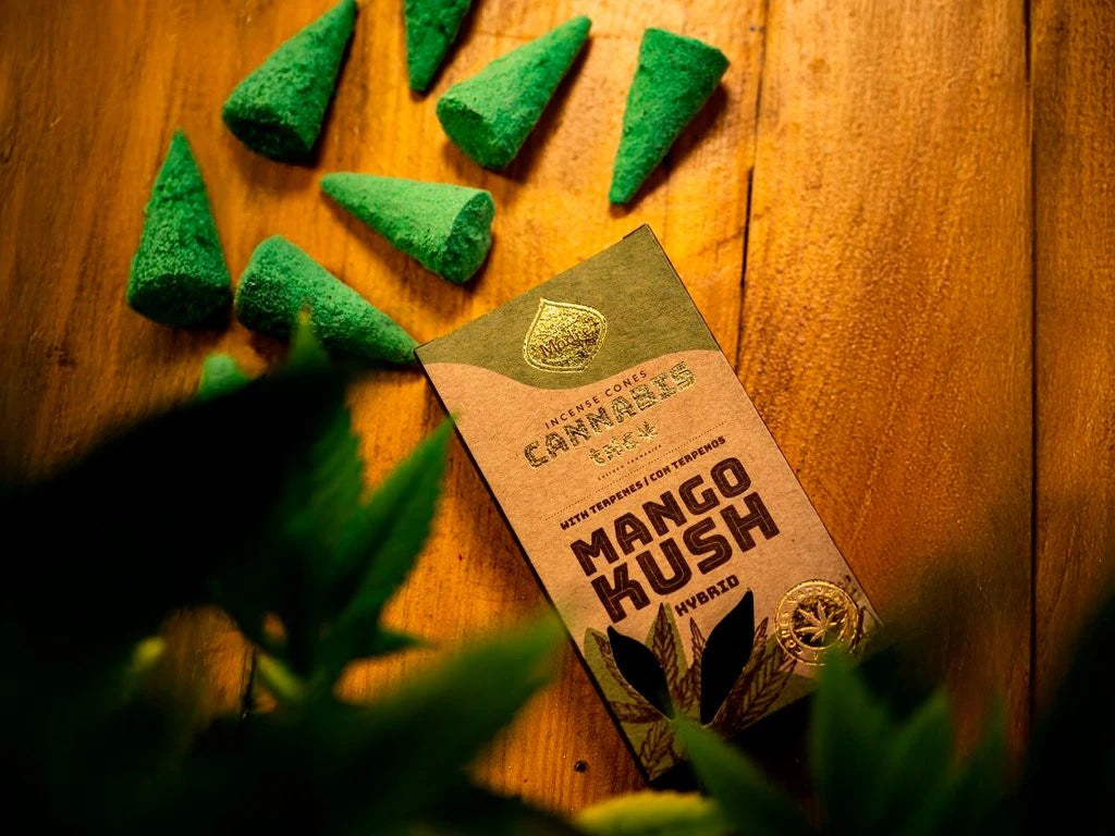 SAHUMERIO EN CONO LINEA CANNABIS SAGRADA MADRE X 1