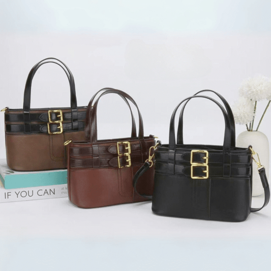 CARTERA DE MANO CON HEBILLAS